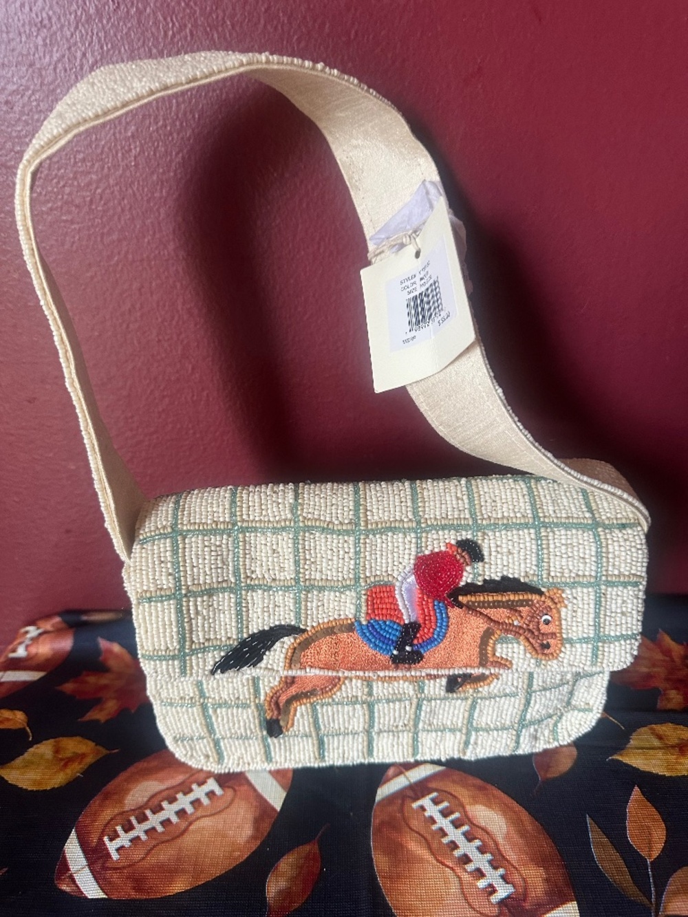 Viral horse jockey beaded bag! NWT